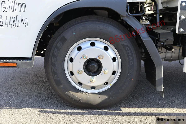 JAC Junling V5 150hp 4X2(6 wheels) 4.22m single-row flatbed light truck (China VI) Chassis (1) | 86Trucks