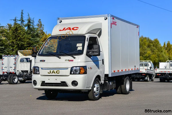 JAC Kaida X5 1.8L 130hp 4X2(6 wheels) Gasoline 3.5m Single-row Van Mini Truck Exterior (3) | 86Trucks