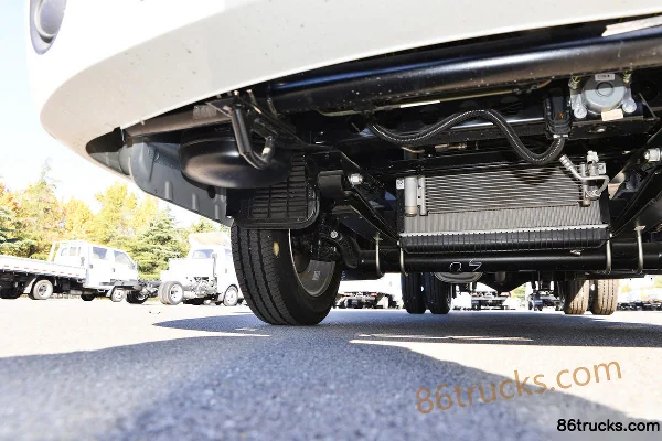 JAC Kaida X5 1.8L 130hp 4X2(6 wheels) Gasoline 3.5m Single-row Van Mini Truck Chassis (2) | 86Trucks