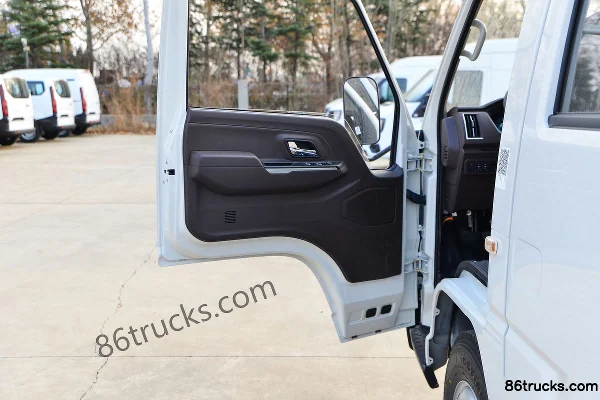 JMC Shunda Narrow Body 122 hp 4X2(6 wheels) 3.265m Double Row Flatbed Light Truck (Hydraulic Brake) (China VI) Cab (2) | 86Trucks
