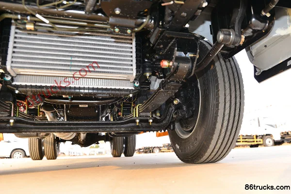 JMC Shunda Narrow Body 122 hp 4X2(6 wheels) 3.265m Double Row Flatbed Light Truck (Hydraulic Brake) (China VI) Chassis (3) | 86Trucks