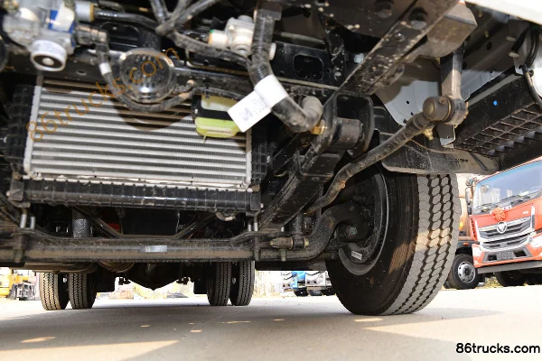Foton Aoling New Jiyun Youth Edition 132hp 4X2(6 wheels) single-row promotional truck Chassis (3) | 86Trucks