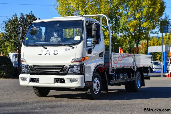 JAC Junling V6 160hp 4X2(6 wheels) 4.22m single-row flatbed light truck Exterior (3) | 86Trucks