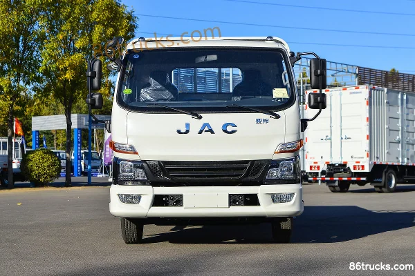JAC Junling V6 160hp 4X2(6 wheels) 4.22m single-row flatbed light truck Exterior (2) | 86Trucks
