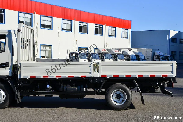 JAC Junling V6 160hp 4X2(6 wheels) 4.22m single-row flatbed light truck Body (2) | 86Trucks
