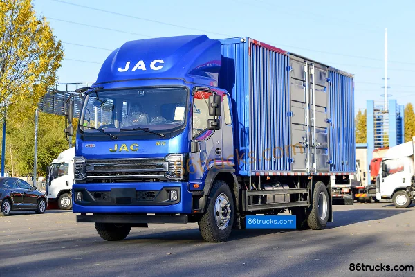 JAC S9 2.5L Diesel 185 hp 4X2(6 wheels) Fast Gear 8-speed 3.82m Sleeper Cab Van Light Truck Exterior (3) | 86Trucks