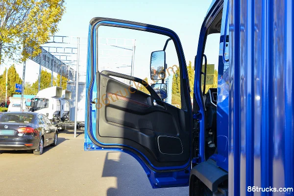 JAC S9 2.5L Diesel 185 hp 4X2(6 wheels) Fast Gear 8-speed 3.82m Sleeper Cab Van Light Truck (1) | 86Trucks