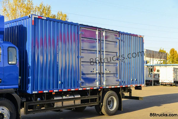 JAC S9 2.5L Diesel 185 hp 4X2(6 wheels) Fast Gear 8-speed 3.82m Sleeper Cab Van Light Truck Body (1) | 86Trucks