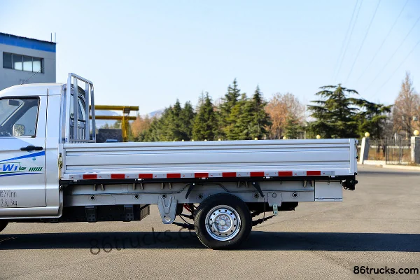 JAC Zhengcheng W1 Deluxe Edition 2.5T 3.2m Single Row Pure Electric Panel Micro Truck 41.86kWh 4X2(6 wheels) Body (2) | 86Trucks