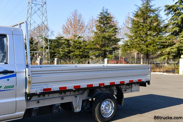 JAC Zhengcheng W1 Deluxe Edition 2.5T 3.2m Single Row Pure Electric Panel Micro Truck 41.86kWh 4X2(6 wheels) Body (1) | 86Trucks