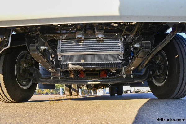 JAC Junling V6 152 ch 4X2(6 roues) 4,015 m camion frigorifique Châssis (1) | 86Trucks