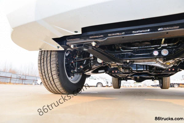 Jiangxi Isuzu Ruimai 2023 Chima Edition 2.5T Diesel 143hp Manual 4WD Long Wheelbase Double-row Pickup Body (2) | 86Trucks