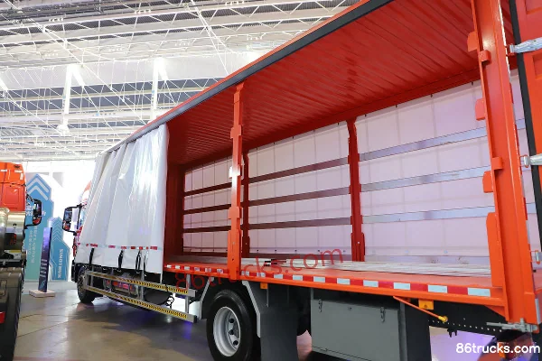 Sinotruk HOWO TX7 290 ch 4X2(6 roues) camion porteur frigorifique 9,52 m LNG (boîte Sinotruk 8 vitesses) Carrosserie (1) | 86Trucks
