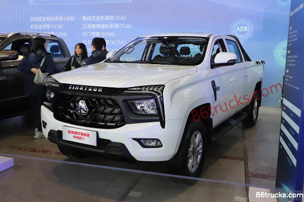 Sinotruk HOWO S6 2024 Commercial Luxury Edition 2.0T Diesel 190 hp Automatic 4x2(6 wheels) Long Wheelbase Double Row Pickup Truck Cab (3)