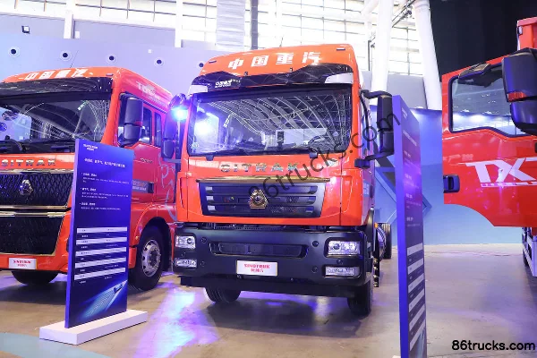 Sinotruk Sitrak G5S 290 hp 4X2(6 wheels) 9.92m LNG automatic transmission van cargo truck Exterior (3) | 86Trucks