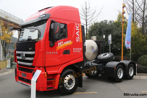 SAIC Hongyan GenlyonC6 PLUS 500 ch 6X4(10 roues) LNG tracteur routier Extérieur (3) | 86Trucks