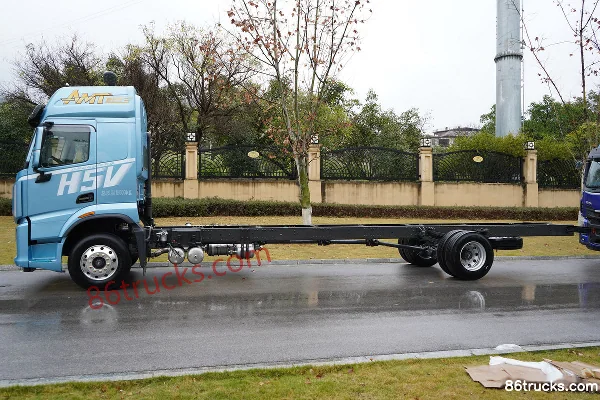 Dongfeng H5V Chuangfu Edition 7L Diesel 350 hp 4X2(6 wheels) Fast Gear 10-Speed 6.8m Van Cargo Truck Exterior (3) | 86Trucks