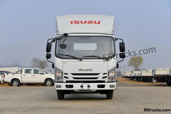Jiangxi Isuzu Yifang EC5 Standard Edition 116hp 4X2(6 wheels) 3.68m Semi-cab Stake Light Truck (Hydraulic Brake) Exterior (2) | 86Trucks