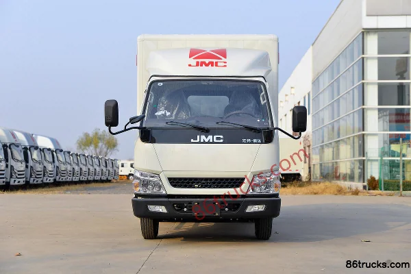 JMC Shunda Small Truck 116hp 4X2(6 wheels) 3.3m Half-Cab Van Light Truck Exterior (2) | 86Trucks