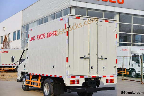 JMC Shunda Small Truck 116hp 4X2(6 wheels) 3.3m Half-Cab Van Light Truck Body (3) | 86Trucks