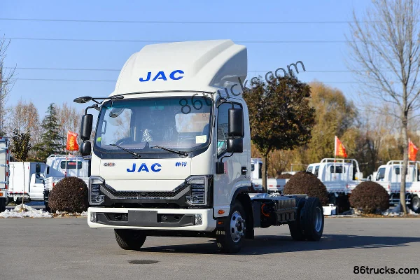 JAC Shuailing HS6 4,5T camion léger fourgon à cabine simple hybride rechargeable 4,15 m 15,5 kWh 4X2(6 roues) Extérieur (3) | 86Trucks