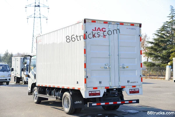 JAC Yunduoduo N5 160 hp 4X2(6 wheels) 4.1m Single Row Van Truck (China VI) Body (3) | 86Trucks