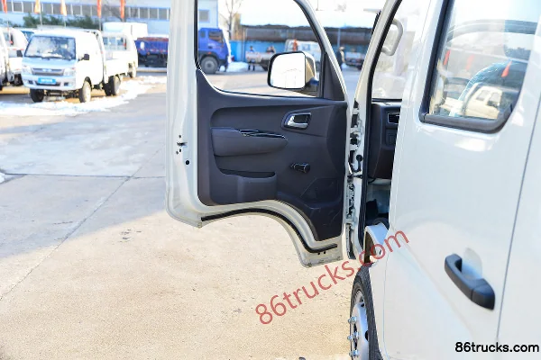 Foton Xiangling M1 Deluxe 1.6L 105hp 4X2(6 wheels) CNG 2.55m Double Row Flatbed Mini Truck Cab (2) | 86Trucks