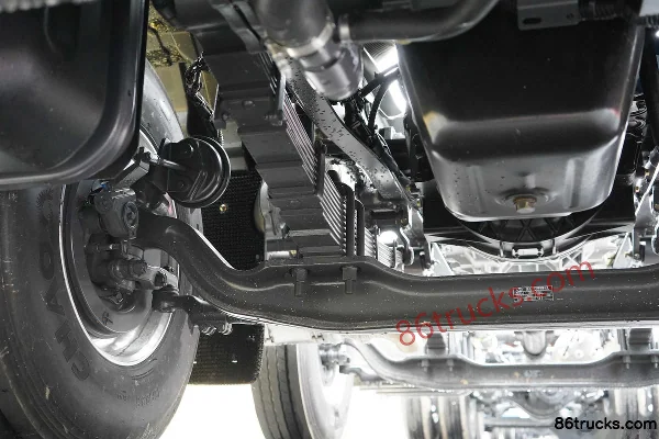 Dongfeng Liuqi Chenglong HK poids lourd 560 ch 8X4(12 roues) 9,47 m camion porteur à ridelles, boîte automatique AMT Châssis (2) | 86Trucks