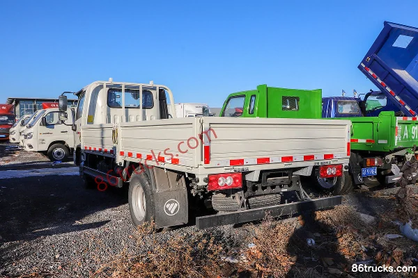 Foton Xiaoyun S PLUS 131hp 4X2(6 wheels) 4.18m Single Row Flatbed Light Truck (China VI) Exterior (3) | 86Trucks