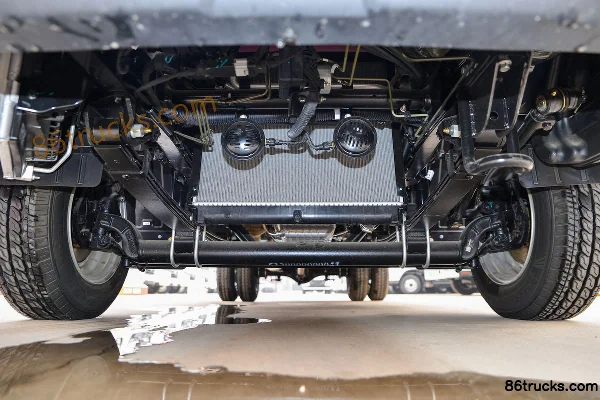 Foton Times Pilot S1 2.0L 144hp 4X2(6 wheels) Gasoline 3.42m Semi-Row Flatbed Light Truck (China VI) Chassis (1) | 86Trucks