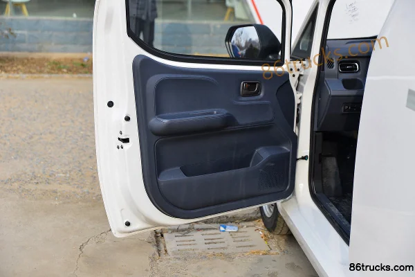 Lingshi Auto Gold Warehouse Business Warehouse Luxury 3T 2-Seat 5.43m Electric Panel Van 38.016kWh Cab (2) | 86Trucks