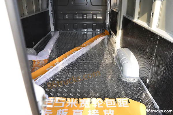 Lingshi Auto Gold Warehouse Business Warehouse Luxury 3T 2-Seat 5.43m Electric Panel Van 38.016kWh Cargo Box (3) | 86Trucks