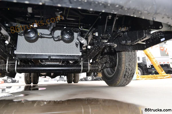 Foton Times Pilot S1 2.0L 144hp 4X2(6 wheels) Gasoline 3.19m double-row flatbed mini truck Chassis (3) | 86Trucks