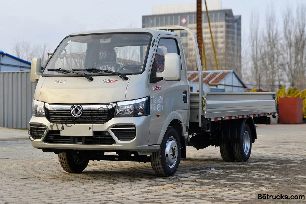 Dongfeng T5 1.5L 113hp 4X2(6 wheels) 3.7m single-row flatbed light truck (3T rear axle) (China VI) Exterior (3) | 86Trucks