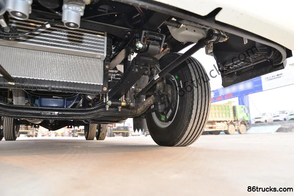 Sinotruk HOWO Hanvo 160hp 4X2(6 wheels) 4.1m refrigerated truck (China VI) Chassis (3) | 86Trucks