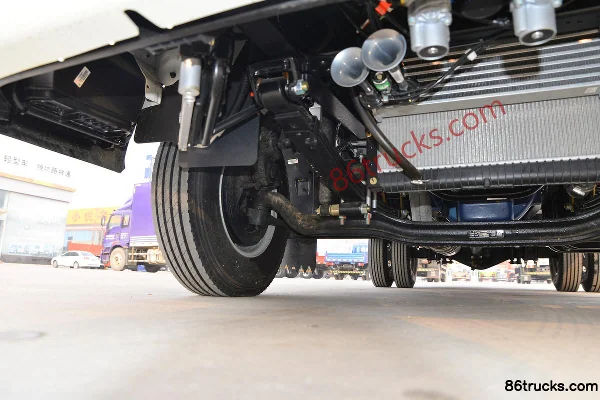 Sinotruk HOWO Hanvo 160hp 4X2(6 wheels) 4.1m refrigerated truck (China VI) Chassis (2) | 86Trucks