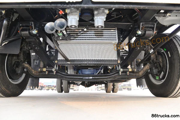 Sinotruk HOWO Hanvo 160hp 4X2(6 wheels) 4.1m refrigerated truck (China VI) Chassis (1) | 86Trucks