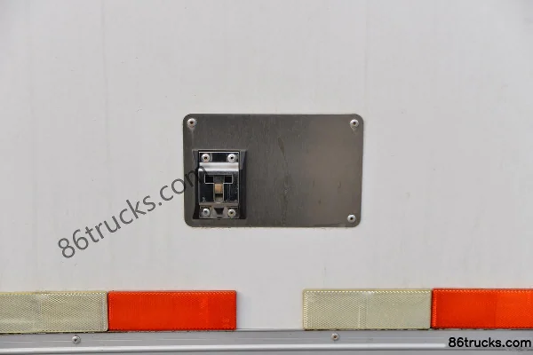 Sinotruk HOWO Hanvo 160hp 4X2(6 wheels) 4.1m refrigerated truck (China VI) Body (3) | 86Trucks