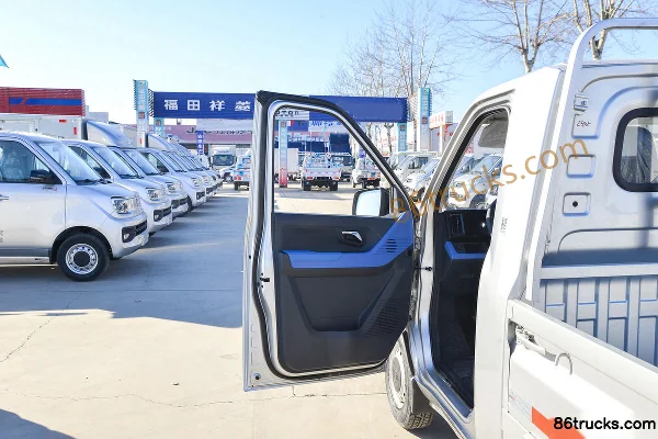 Foton Xiangling Q Integrated Deluxe 1.3L 91hp 4X2(6 wheels) Gasoline 2.85m Single Row Flatbed Mini Truck (Single Rear Tire) Cab (1) | 86Truc