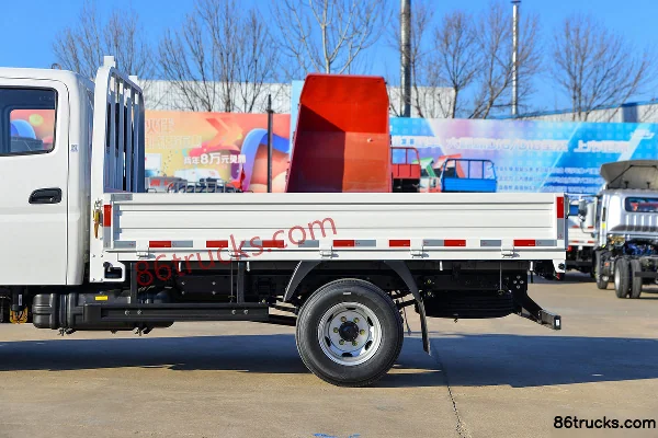 Foton Ollin Jiyun 95hp 4X2(6 wheels) 3.2m double-row flatbed light truck Body (2) | 86Trucks