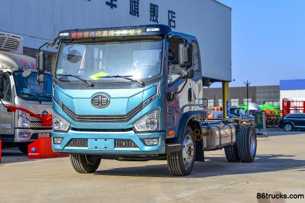 FAW Jiefang Hu 6G 200hp 4X2(6 wheels) 5.4m semi-sleeper van cargo truck Exterior (3) | 86Trucks