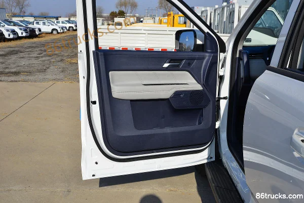 JMC Avenue All-rounder Comfort Edition 2.3T Diesel 177hp Automatic 4WD Long Wheelbase Double Row Pickup Chassis (2) | 86Trucks