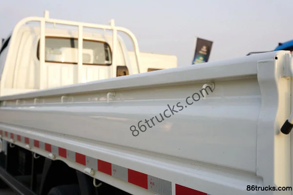 Feidi DX 127 ch 4X2(6 roues) 3,7 m camion léger à plate-forme cabine simple à boîte automatique Carrosserie (2) | 86Trucks