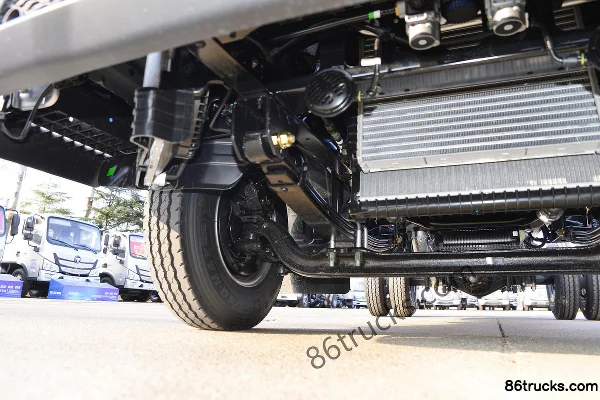 Foton Aumark S1 Zhiying Edition 156hp 4X2(6 wheels) 4.08m refrigerated truck Chassis (2) | 86Trucks