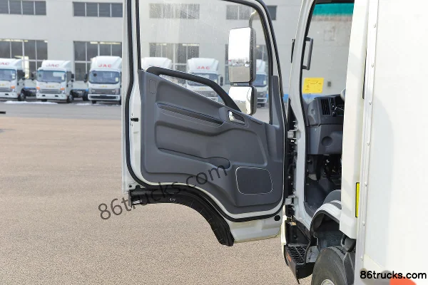 JAC Shuailing Q6 3.0L 129 hp 4X2(6 wheels) CNG 4.15m Single Row Van Light Truck Cab (2) | 86Trucks