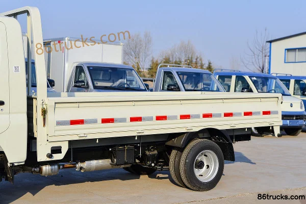 Foton Xiangling M1 1.5L 112 hp 4X2(6 wheels) gasoline single-row micro truck chassis Body (1) | 86Trucks