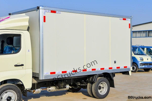 Foton Xiangling M2 Comfort 1.6L 122 hp 4X2(6 wheels) Gasoline 3.3m single-row box mini truck (China VI) Body (1) | 86Trucks
