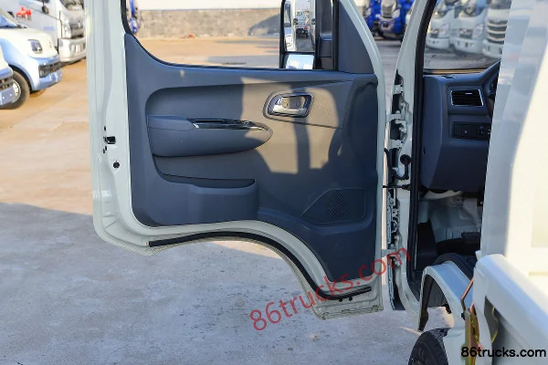 Foton Xiangling M2 Pro 1.6L 122 ch 4X2(6 roues) essence 3,7 m plateau simple cabine micro camion (2) | 86Trucks
