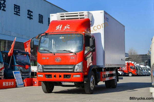 FAW Jiefang Hu VH King Comes 190hp 4X2(6 wheels) 5.2m refrigerated truck Exterior (3) | 86Trucks