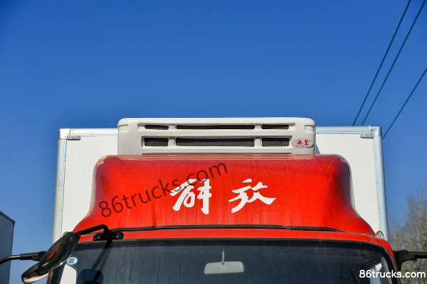 FAW Jiefang Hu VH King Comes 190hp 4X2(6 wheels) 5.2m refrigerated truck Body (1) | 86Trucks